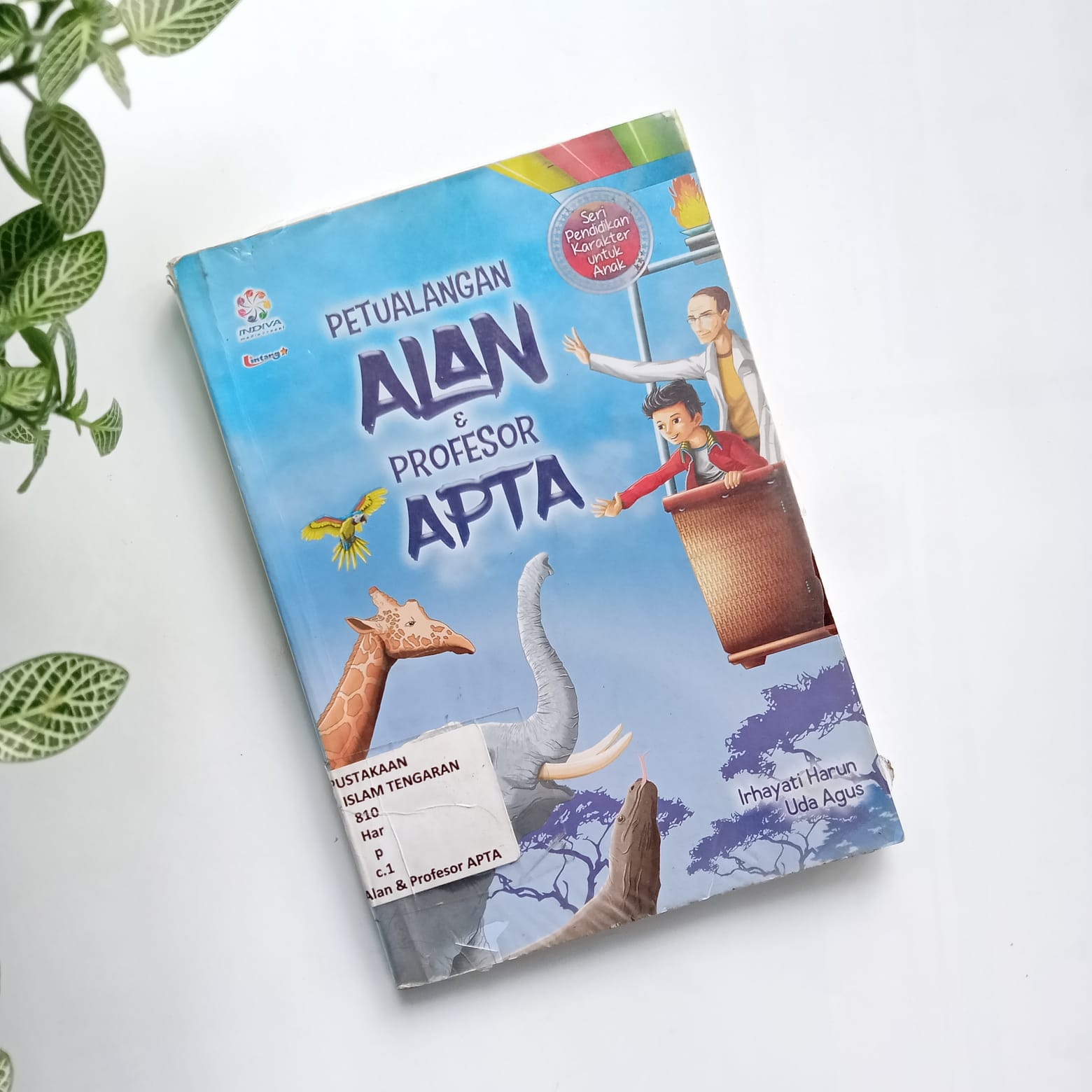 Sampul buku FIKSI ANAK : PETUALANGAN ALAN & PROFESOR APTA