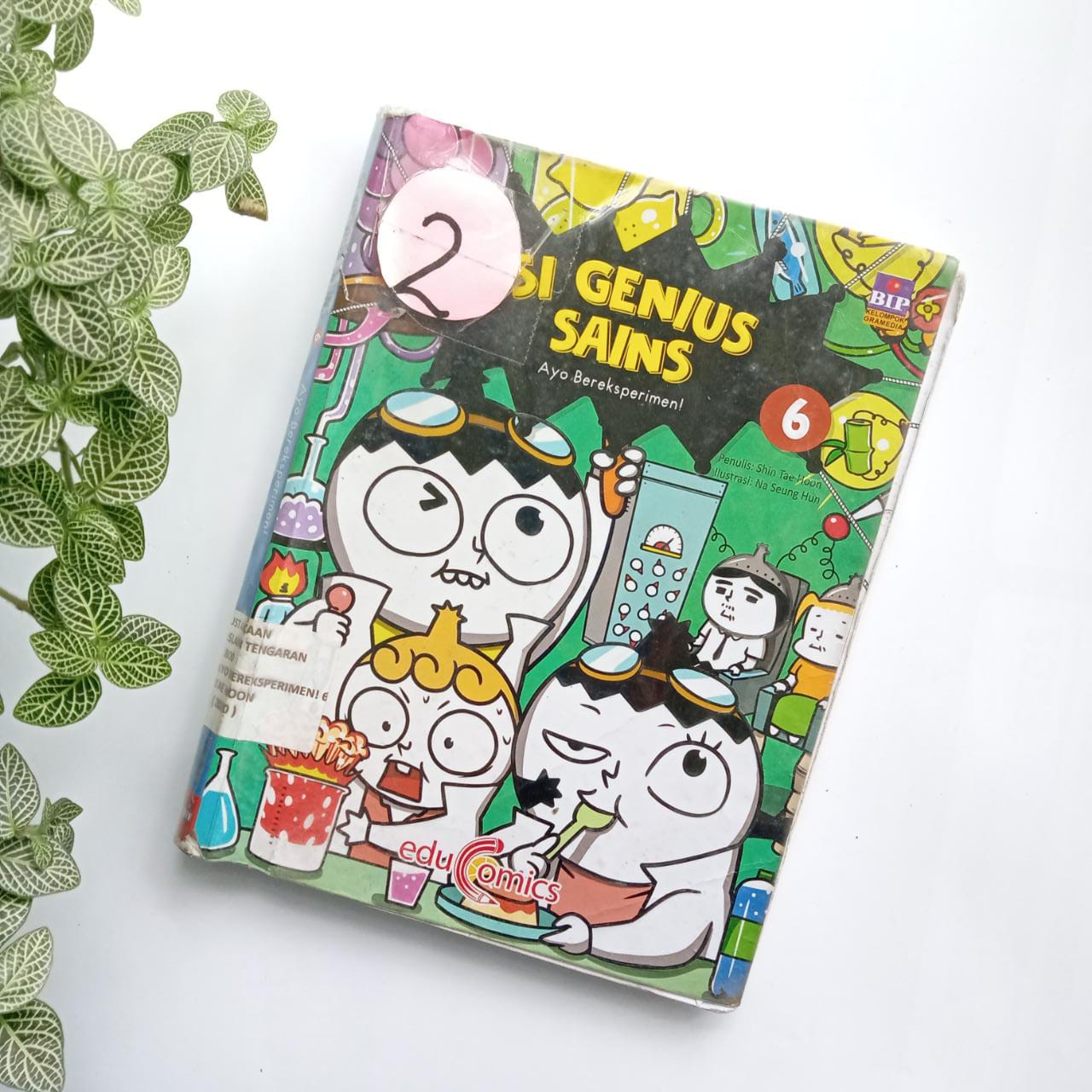 Sampul buku KOMIK SIGENIUS SAINS : AYO BEREKSPERIMEN  NO 6 ( 2 )
