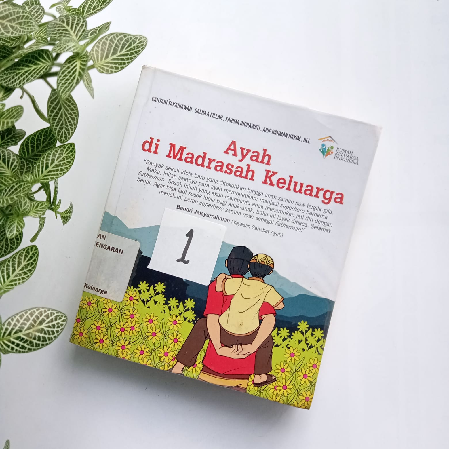 Sampul buku AYAH DI MADRASAH KELUARGA (C.1)