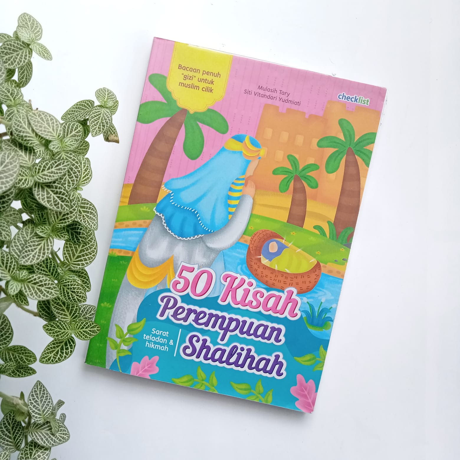 Sampul buku 50 KISAH PEREMPUAN SHALIHAH