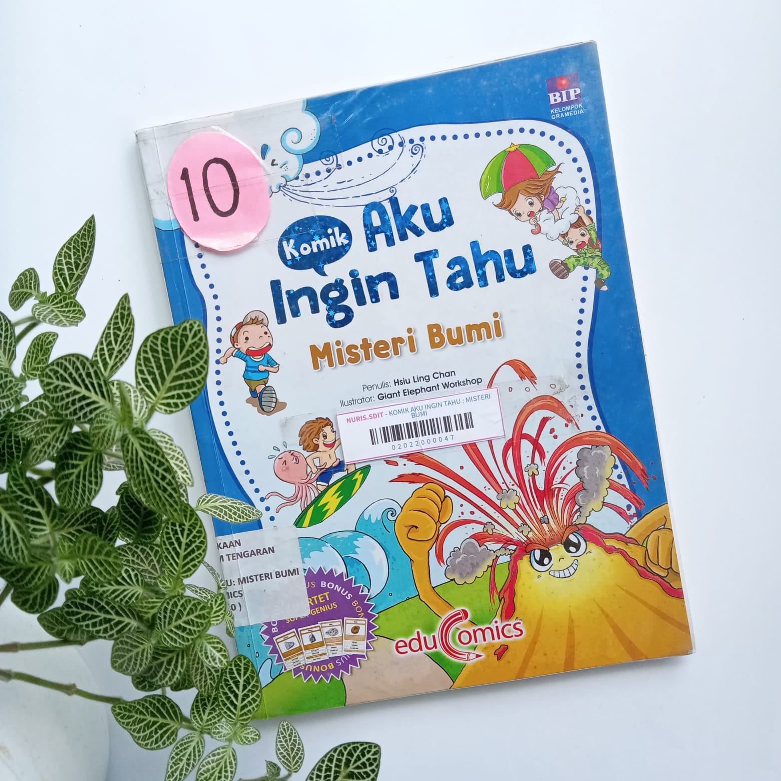 Sampul buku KOMIK AKU INGIN TAHU MISTERI BUMI ( 10 )