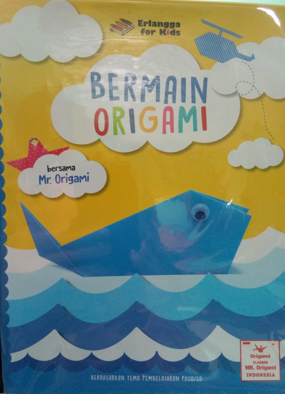 Sampul buku BERMAIN ORIGAMI