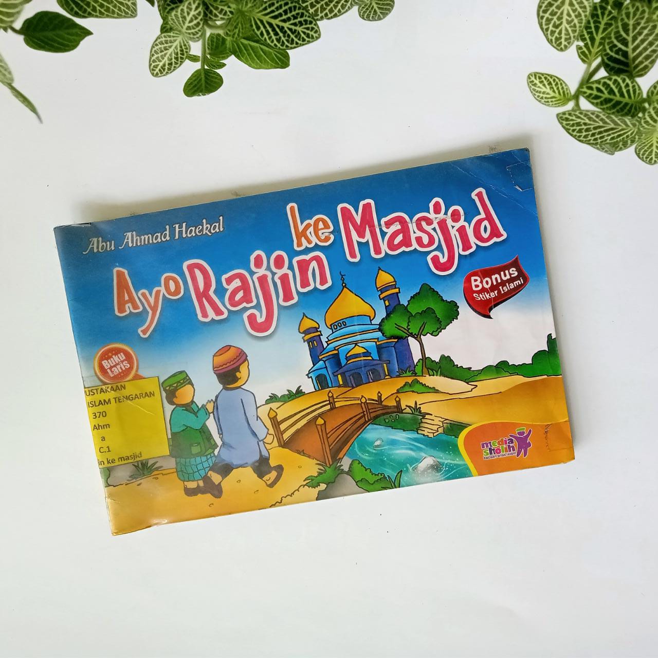 Sampul buku AYO RAJIN KE MASJID