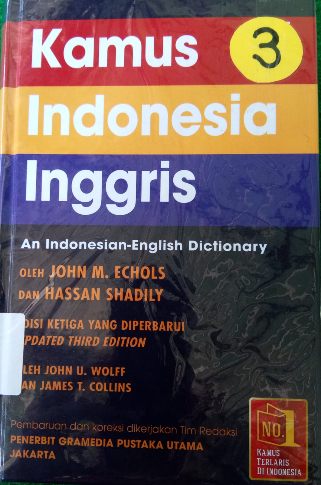 Sampul buku KAMUS INDONESIA INGGRIS (3)