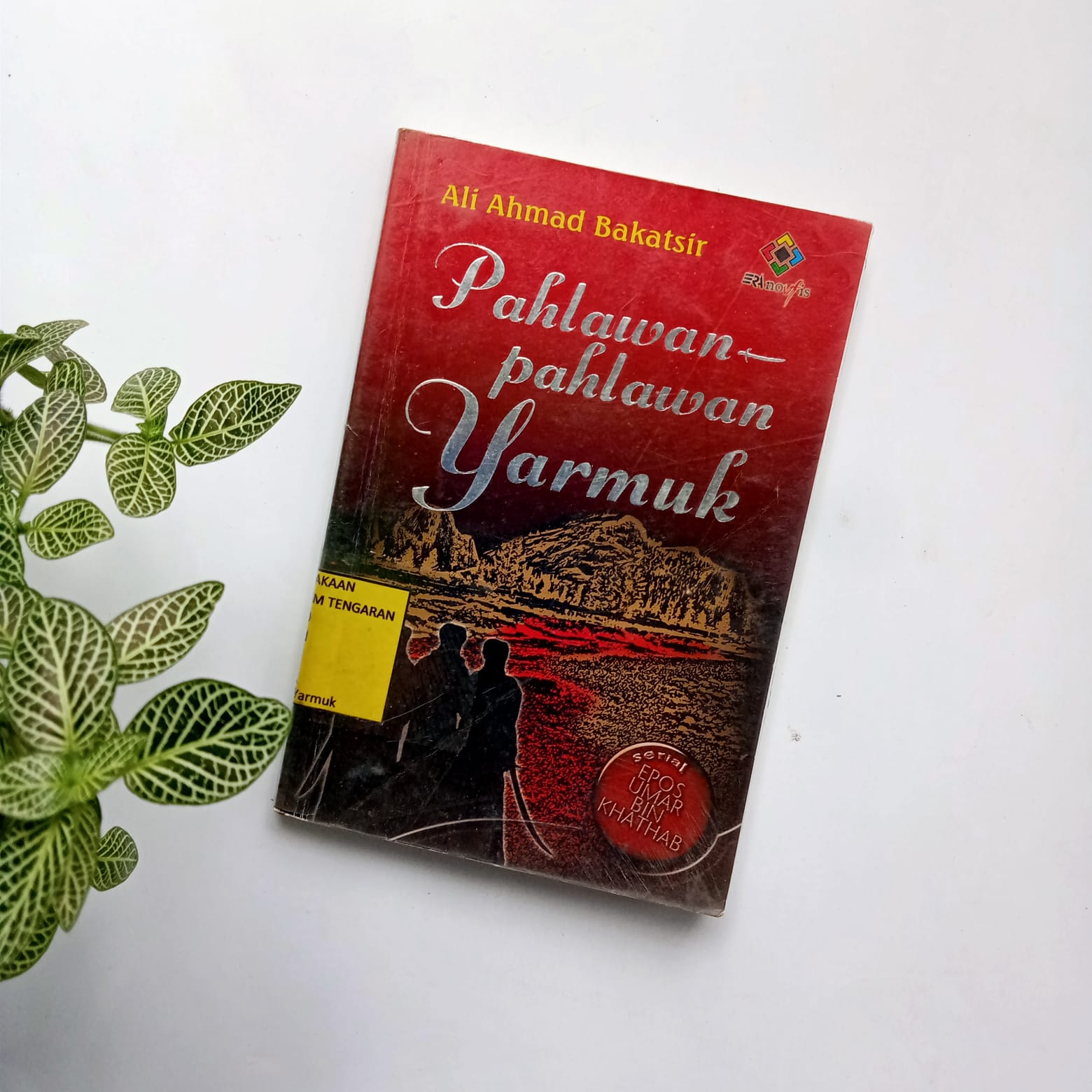 Sampul buku PAHLAWAN-PAHLAWAN YARMUK